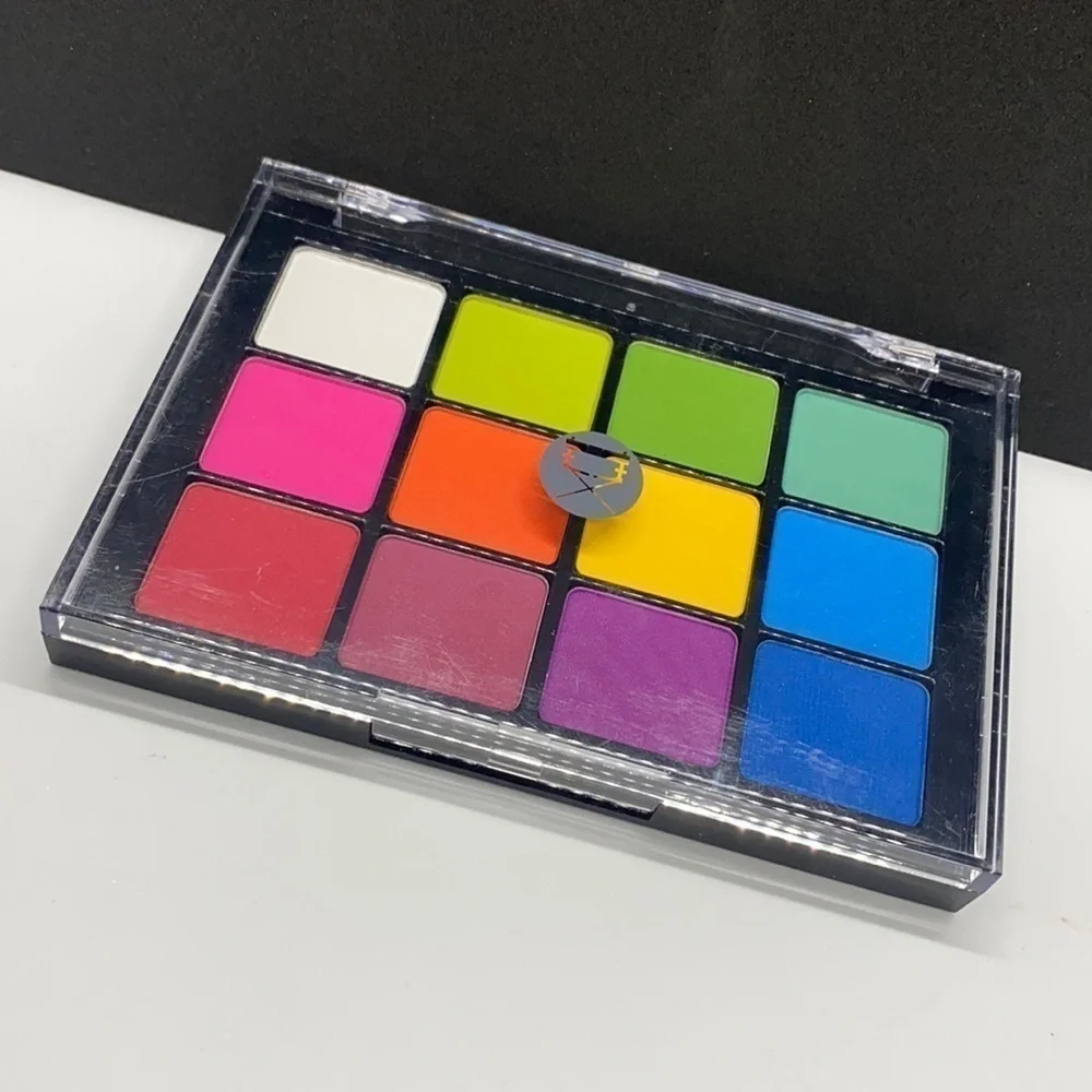 𝅺Viseart 08 Editorial Matte Eyeshadow Palette